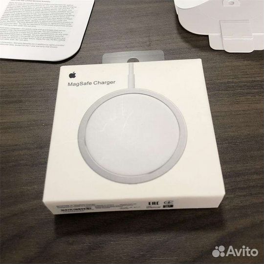 Зарядка на iPhone 20w