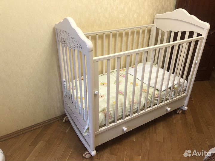 Детская кроватка