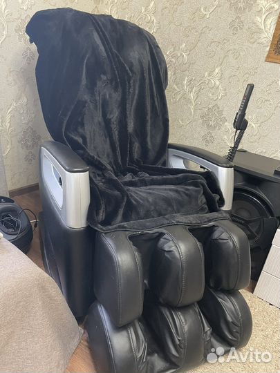 Массажное кресло