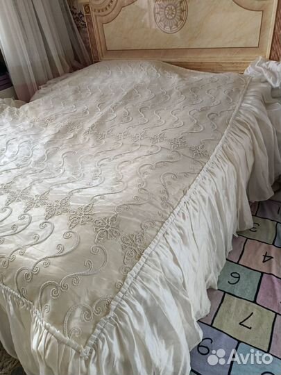 Покрывало на 2 х спальную кровать