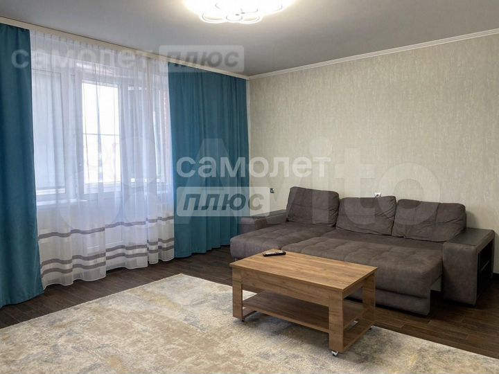 2-к. квартира, 68 м², 4/9 эт.