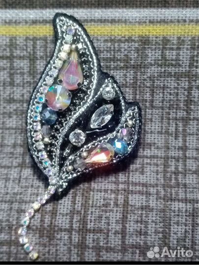 Броши Пёрышки