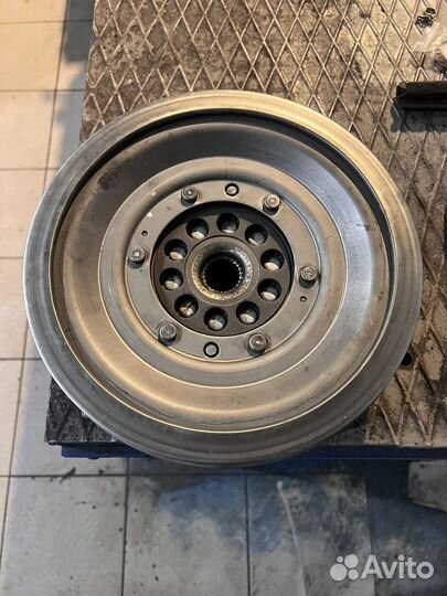 Двухмассовый маховик 0b5105317d