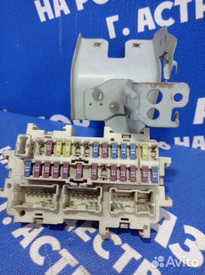 Блок предохранителей салона Nissan Teana J32 седан