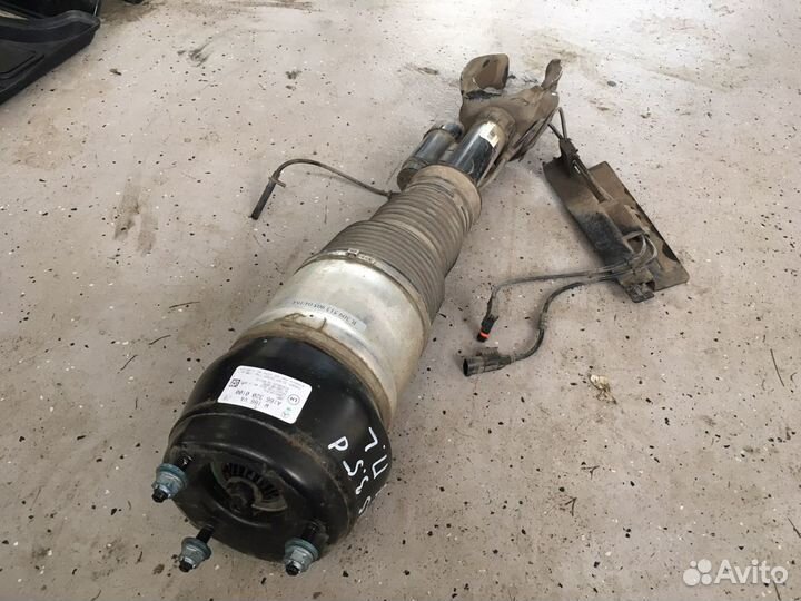 Амортизатор передний левый Mercedes GLS 166 X166