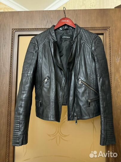 Куртка кожаная женская 46-48 размер