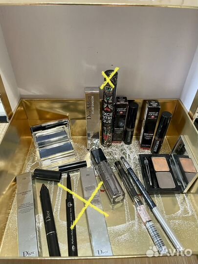 Много новой косметики Dior, clinique, guerlain