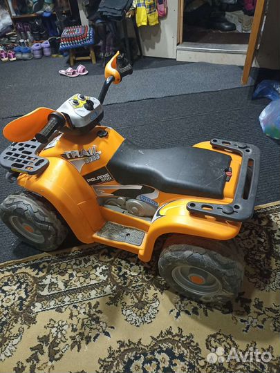 Детский квадроцикл на аккумуляторе б/у
