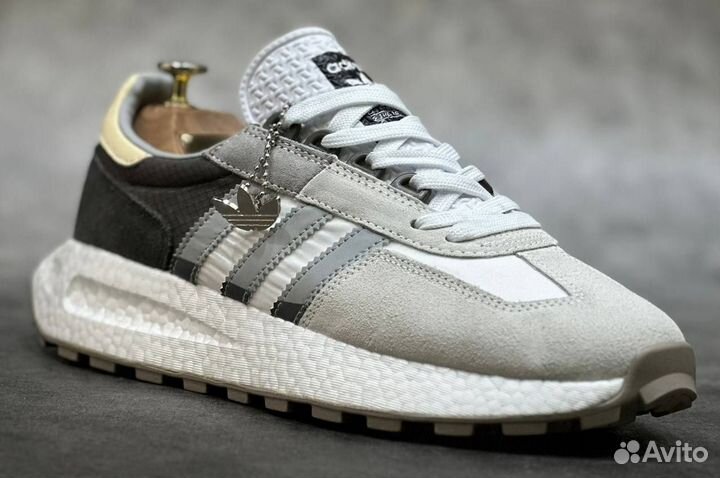 Adidas retropy E5 светло-серые черн разм. 45