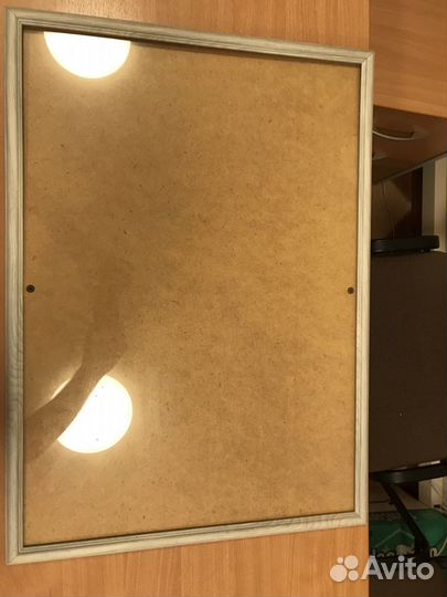 Продам багет-раму под стеклом 70*51