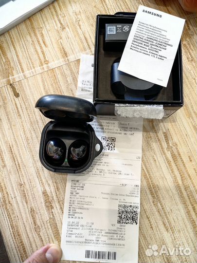 Продам нашники Samsung galaxy buds pro