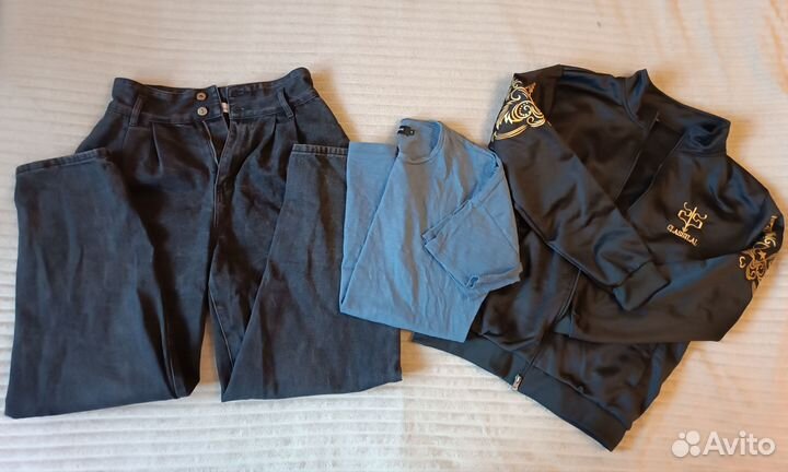 Комплект женской одежды