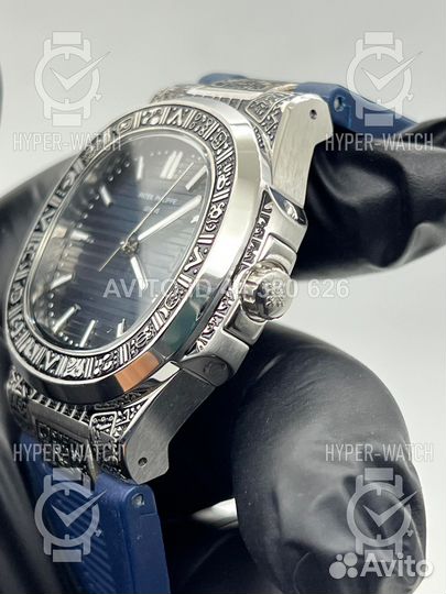 Часы Patek Philippe Nautilus 40mm Engraved