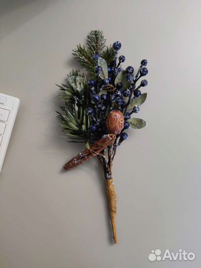 Новогодняя веточка с корицей. Украшение для дома