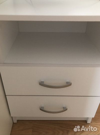 Тумба прикроватная белая