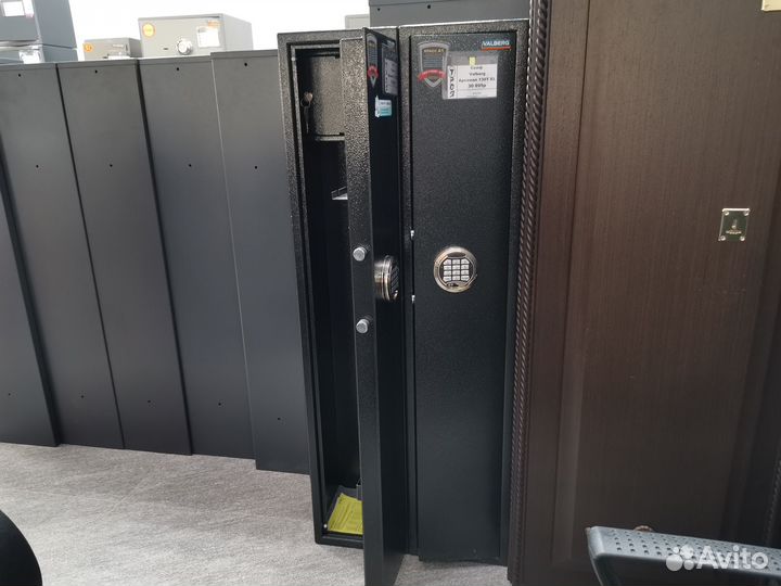 Оружейный сейф valberg арсенал 130Т EL