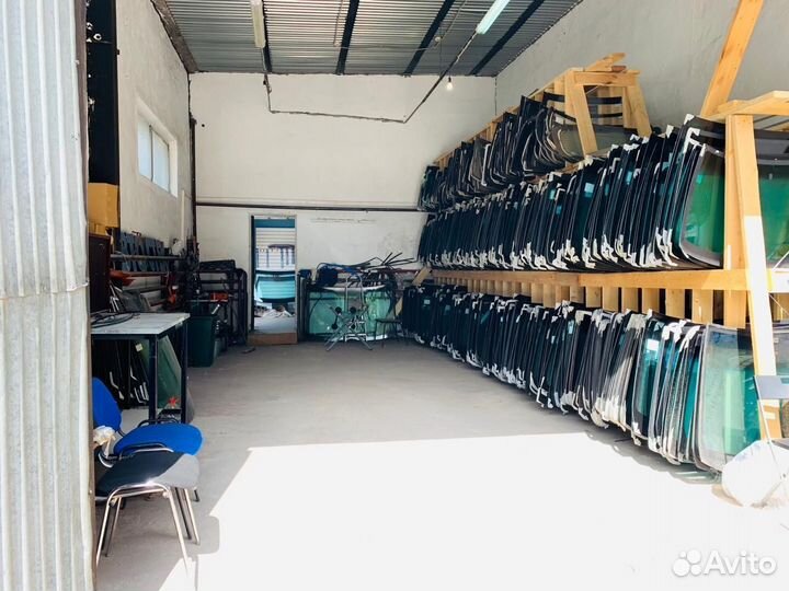 Лобовое стекло на Bmw e60 Бмв е60