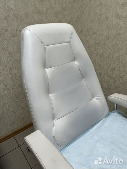 Педикюрное кресло с электроприводом