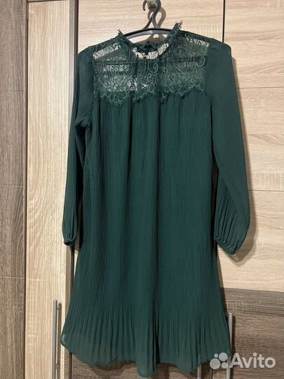 Платье зеленое