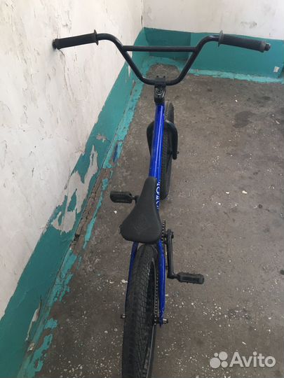 Трюковой велосипед bmx