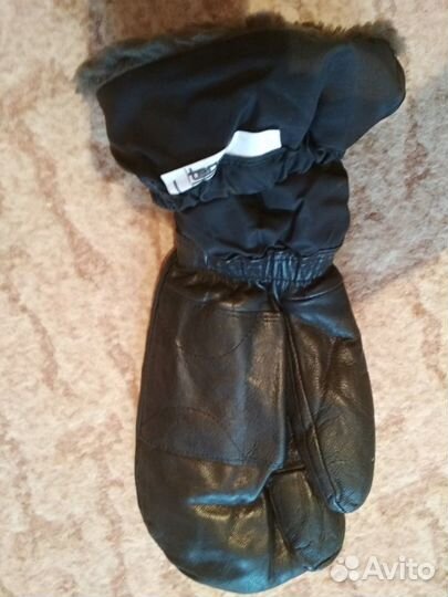 Военная форма стран нато-рукавицы-армии Швейцарии