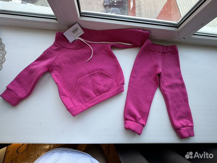 Костюм на девочку теплый новый размер 86
