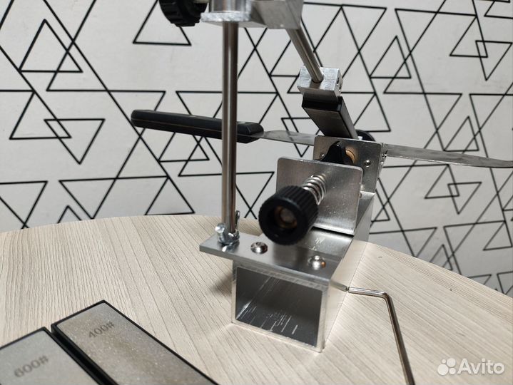 Профессиональная точилка для ножей Ruixin Pro