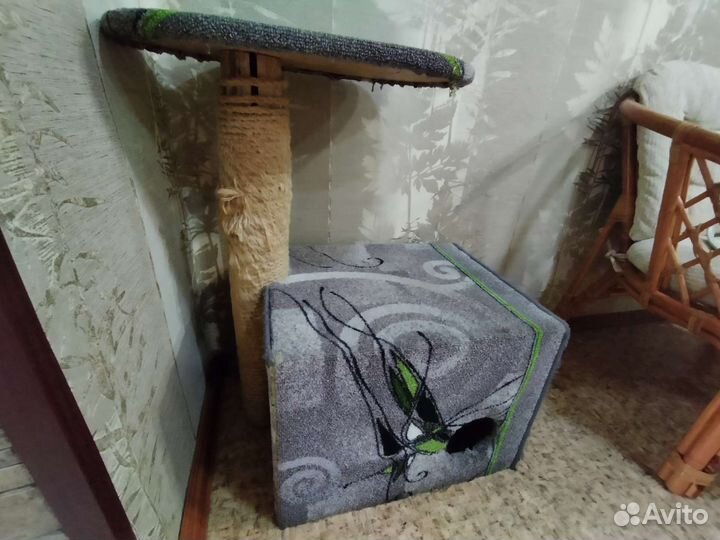 Домик для кошки с когтеточкой