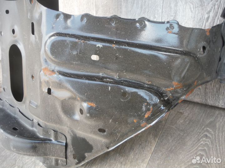 Панель фары левой Toyota Land Cruiser 200 2017