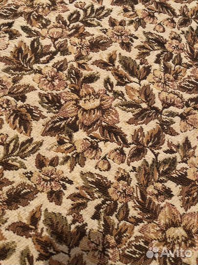 Два покрывала гобеленовых