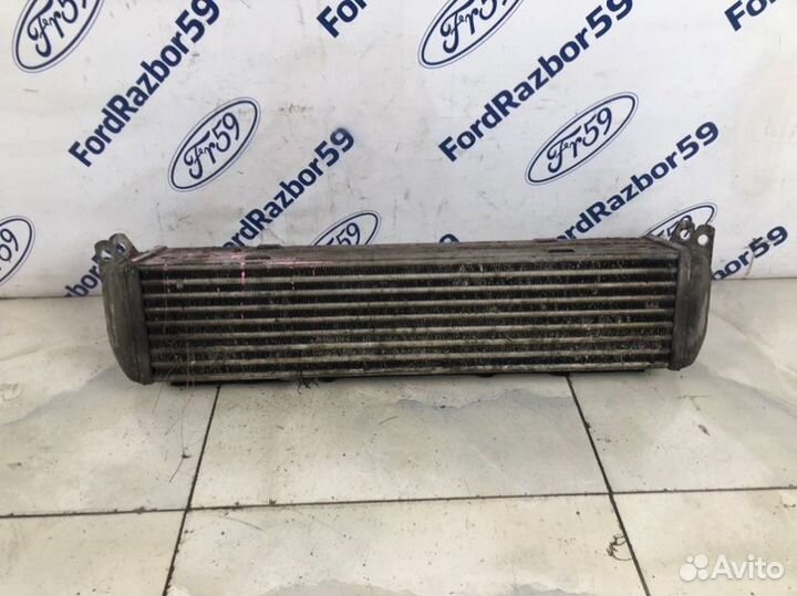Интеркулер Land Rover Discovery LR3 2004-2009