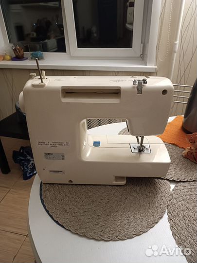 Швейная машинка brother SL-7