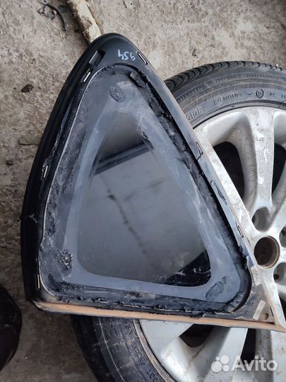 Стекло глухое opel astra J седан