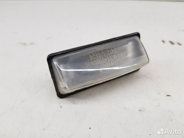 Фонарь подсветки номера павый (Infiniti QX56)