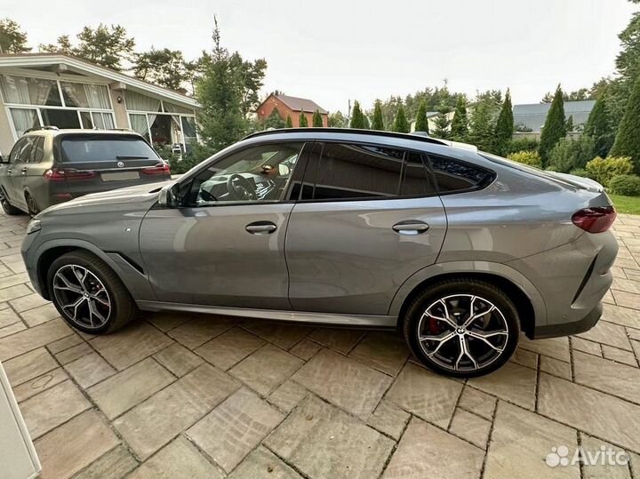 BMW X6 3.0 AT, 2023, 600 км