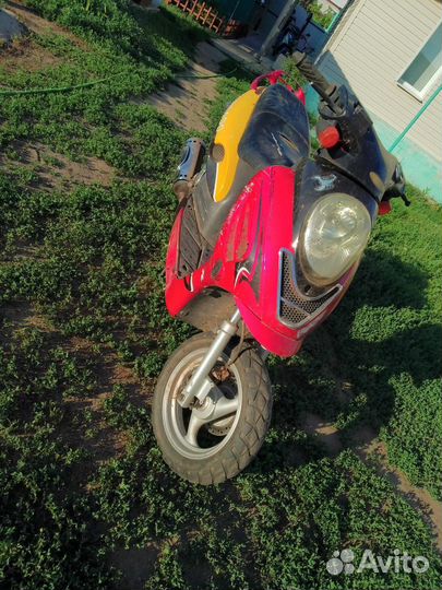 Продаю скутер