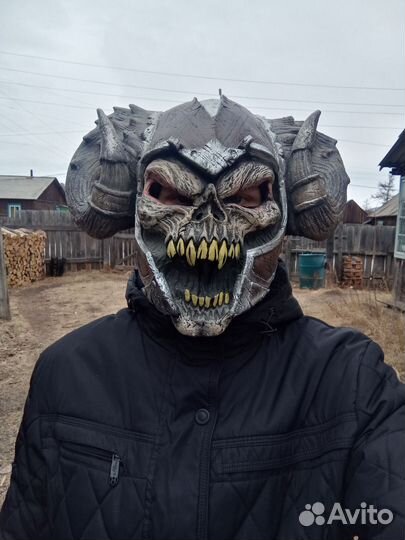 Страшная маска 