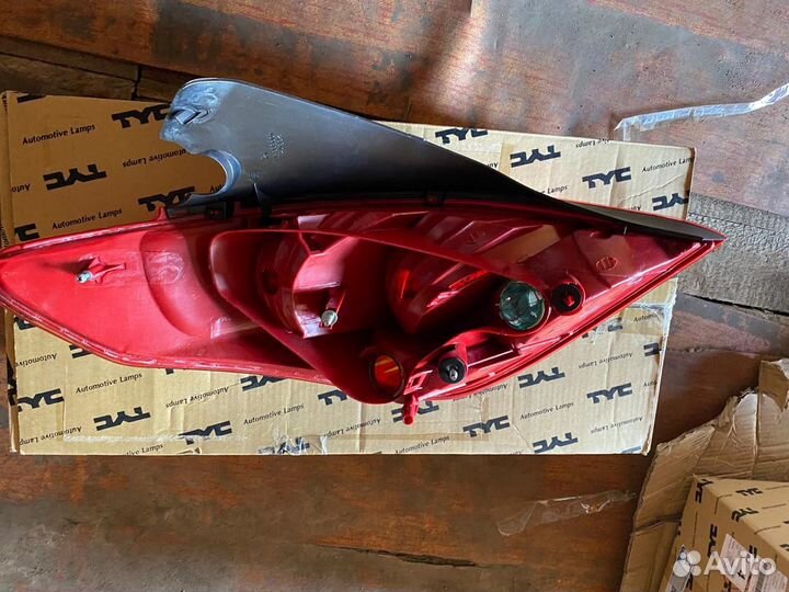 Фонарь Peugeot 308 Пежо 308 фар задний