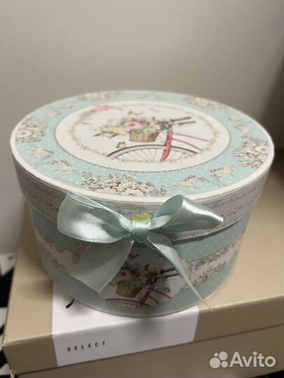 Чайный набор (чашка и блюдце) в подарочной коробке