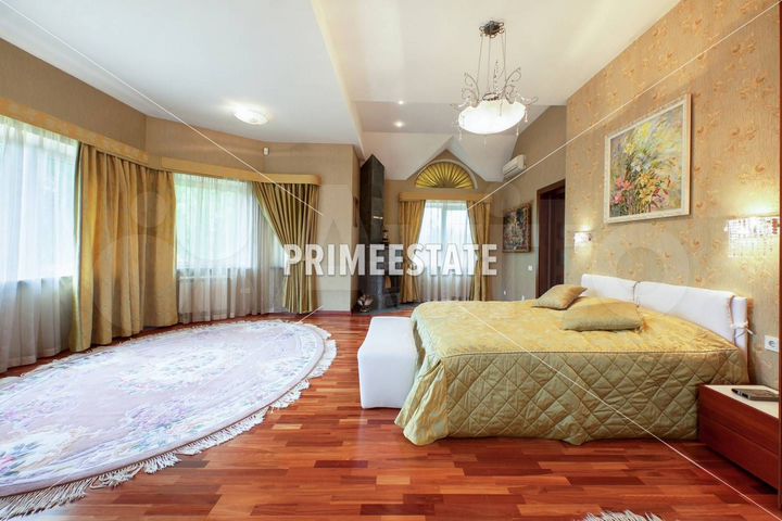 Дом 361 м² на участке 24 сот.