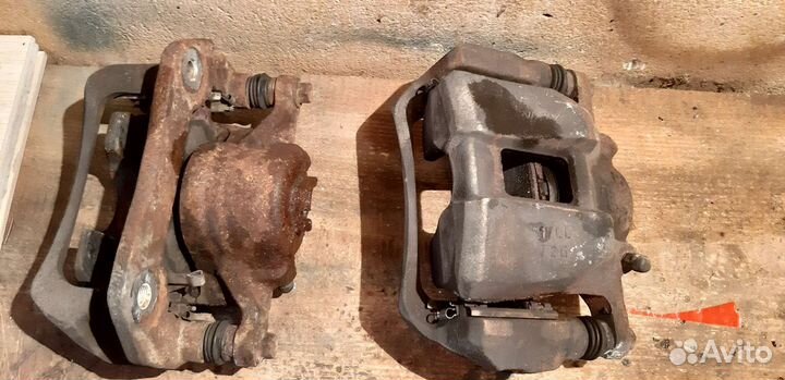 2 шт. б/у передние суппорта для Хонда Аккорд 9