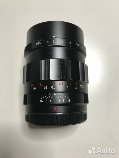 Объектив Voigtlander 25mm F0.95 Nokton