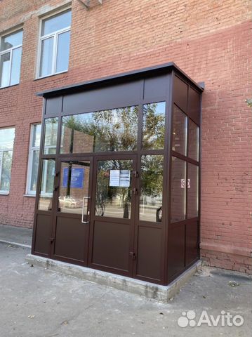 Тамбур из алюминиевого профиля от производителя