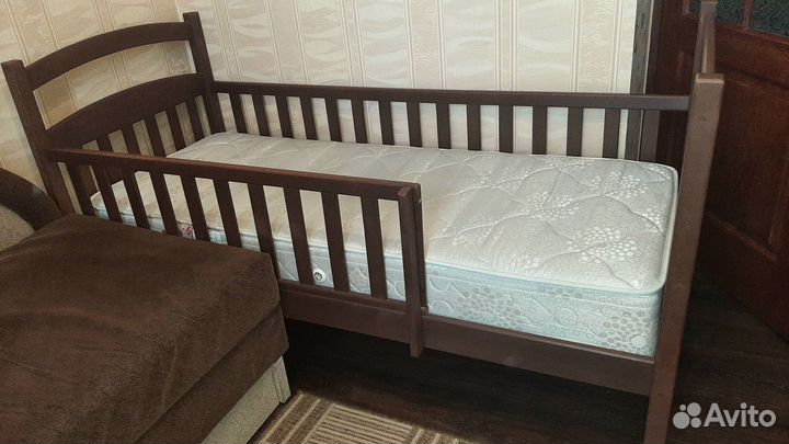 Детско-подростковая кровать