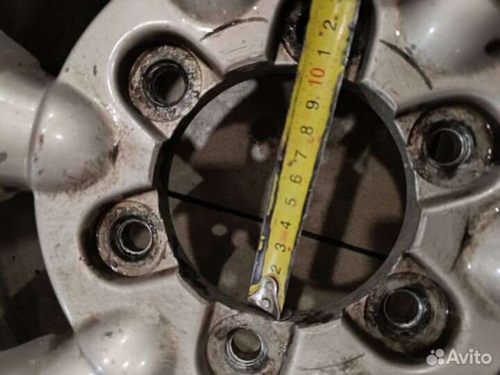 Литые диски r15 на Mitsubishi Pajero