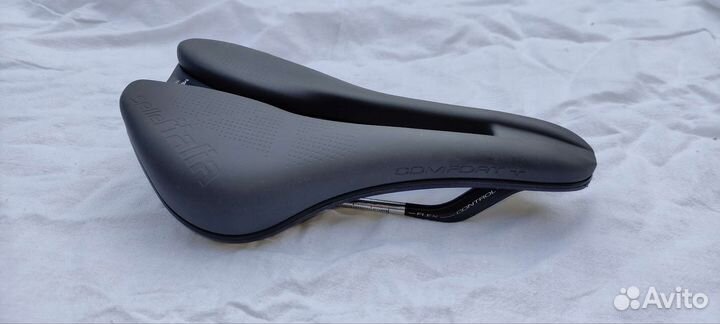 Седло велосипеда Selle Italia Model X Comfort +