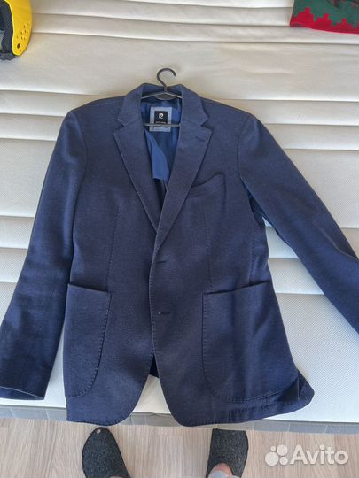 Пиджак pierre cardin 48