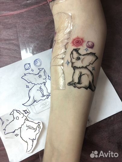 Мастер татуировки