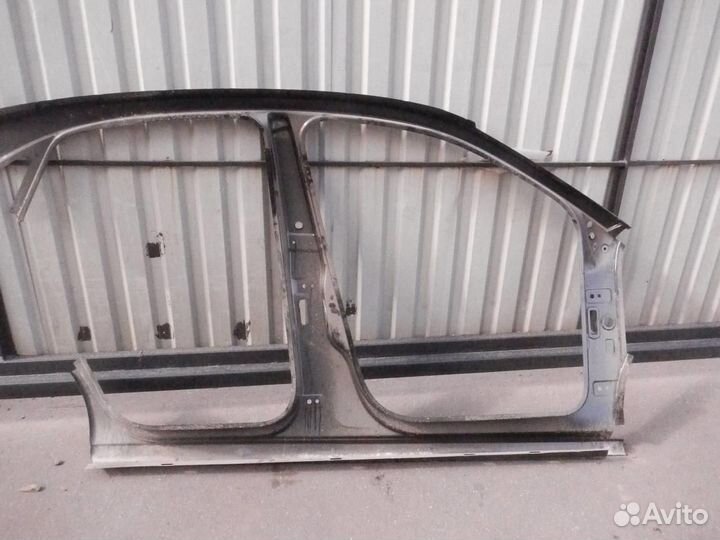Панель боковая кузова/стойка левая Volkswagen Polo