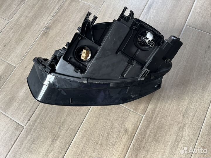 Фара правая Audi A4 allroud 2015